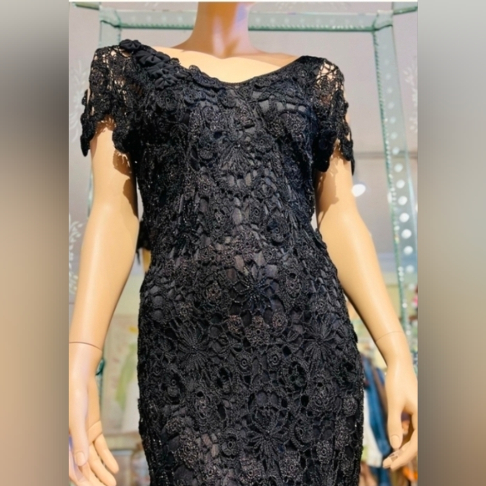 Cartise International Crochet & Beaded Cocktail dress Size: Medium - Picture 4 of 14